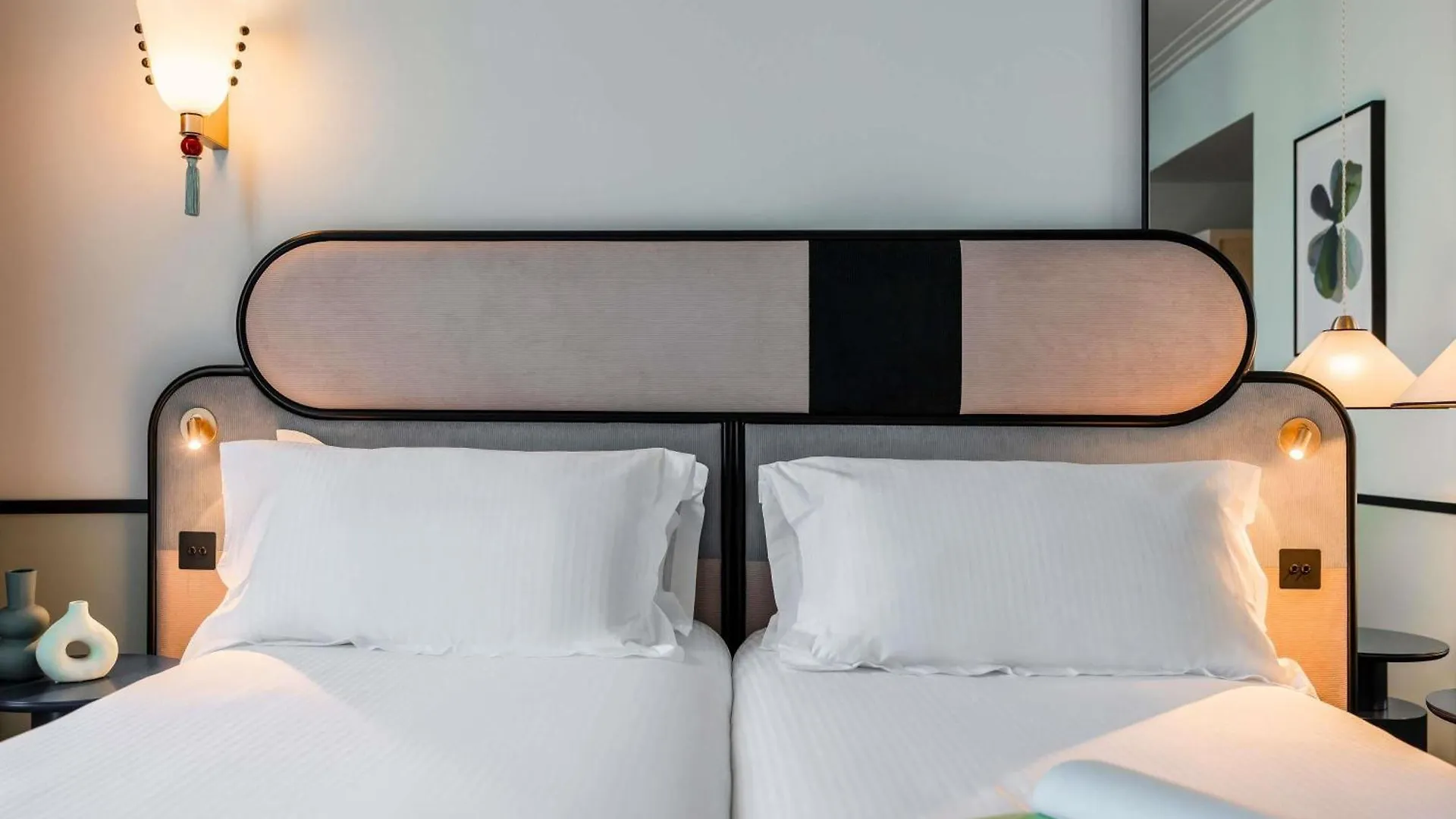 Hotel Faubourg Galant Paris - Handwritten Collection
