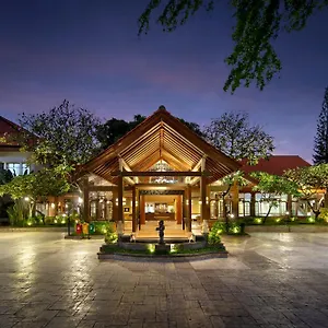 https://grand-istana-rama.hotelsseminyak.net