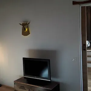 https://lappartement-danna.hotels-rhonealpes.com