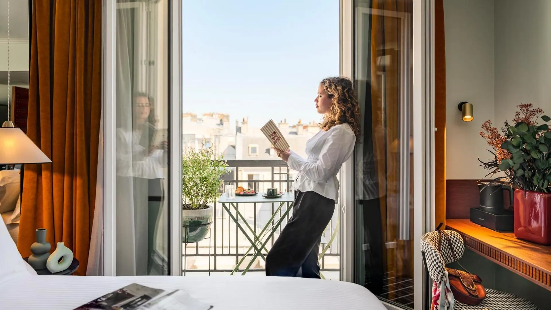 Hotel Faubourg Galant Paris - Handwritten Collection