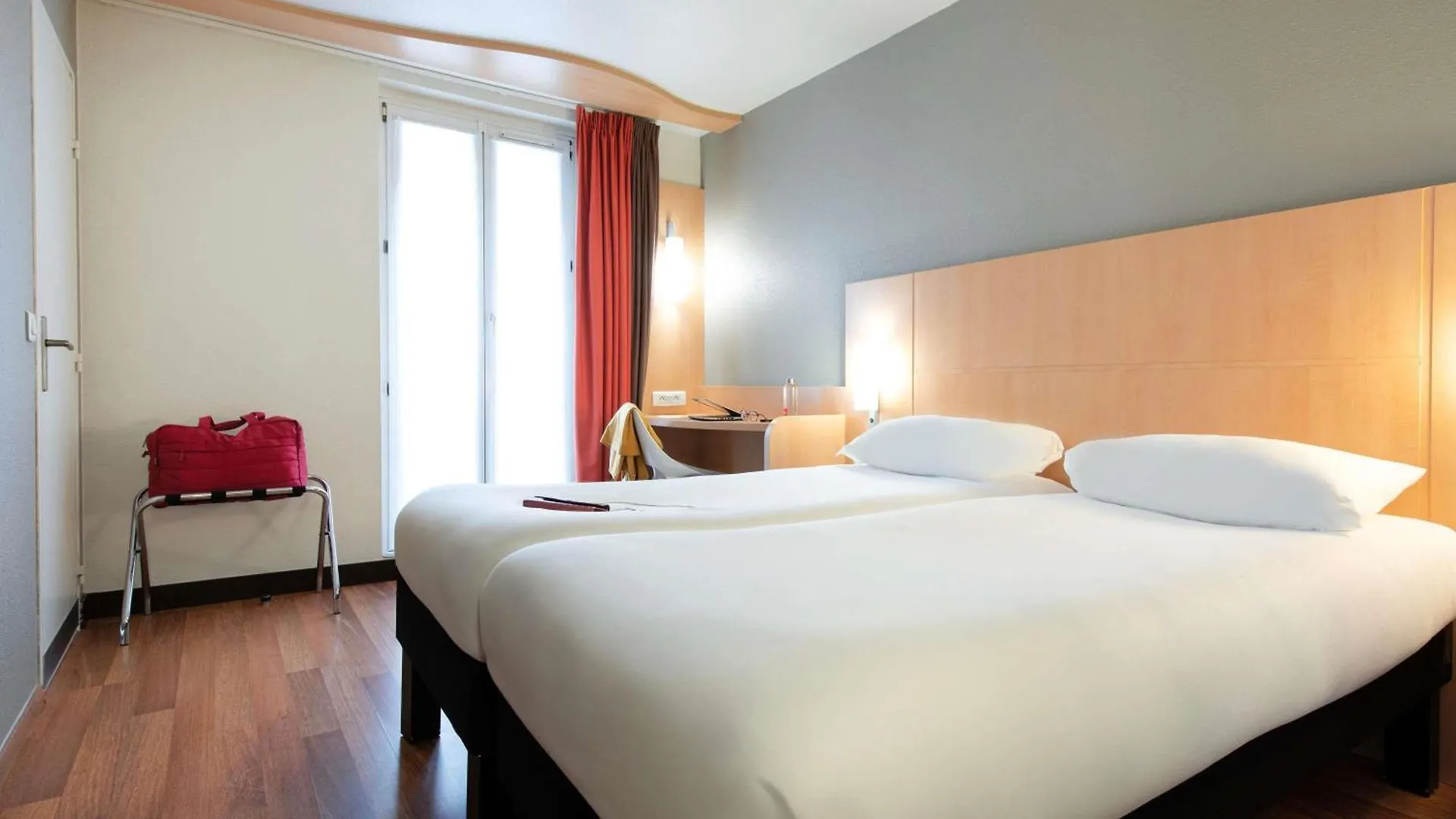 Hotel Faubourg Galant Paris - Handwritten Collection