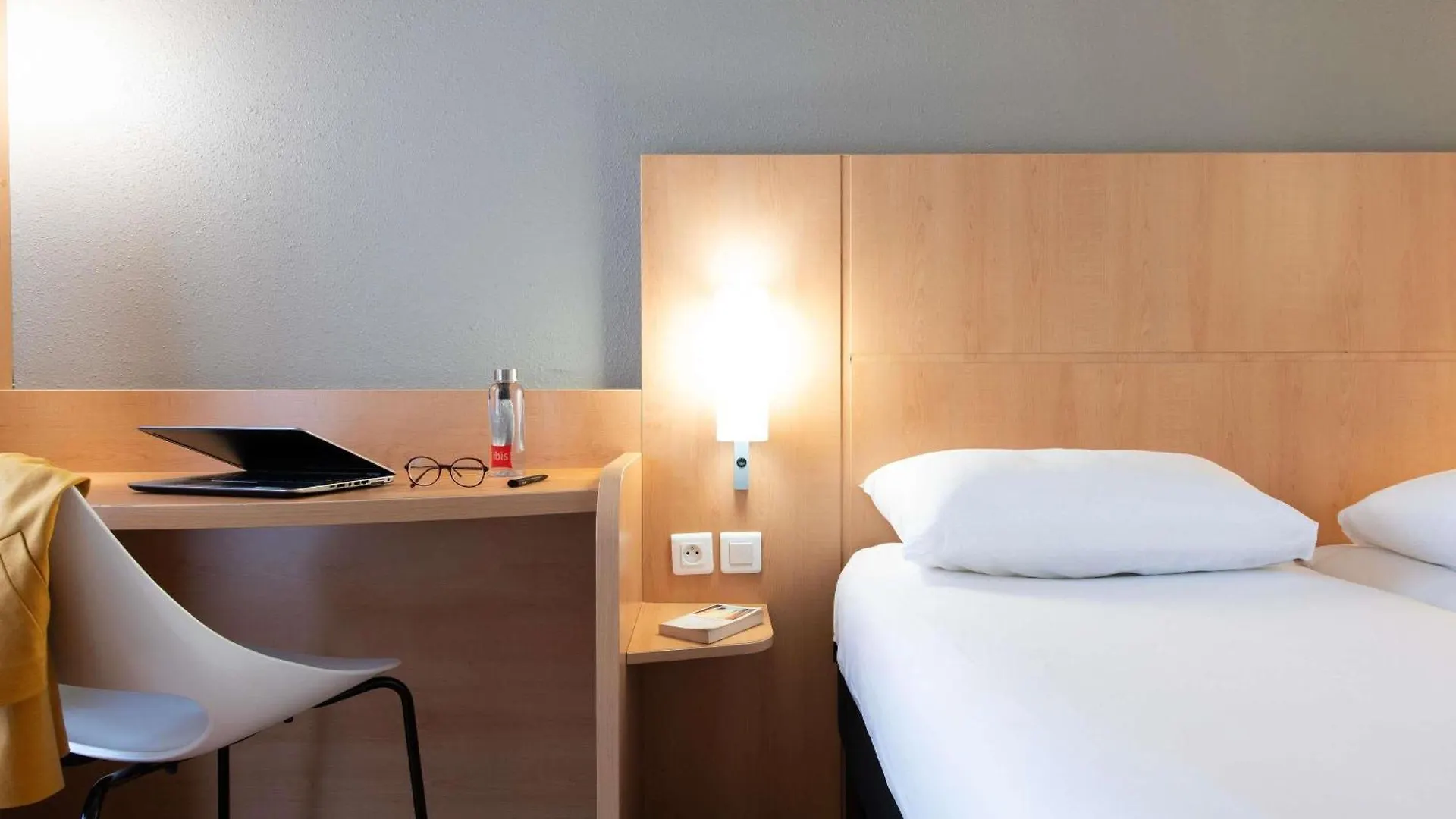 Hotel Faubourg Galant Paris - Handwritten Collection