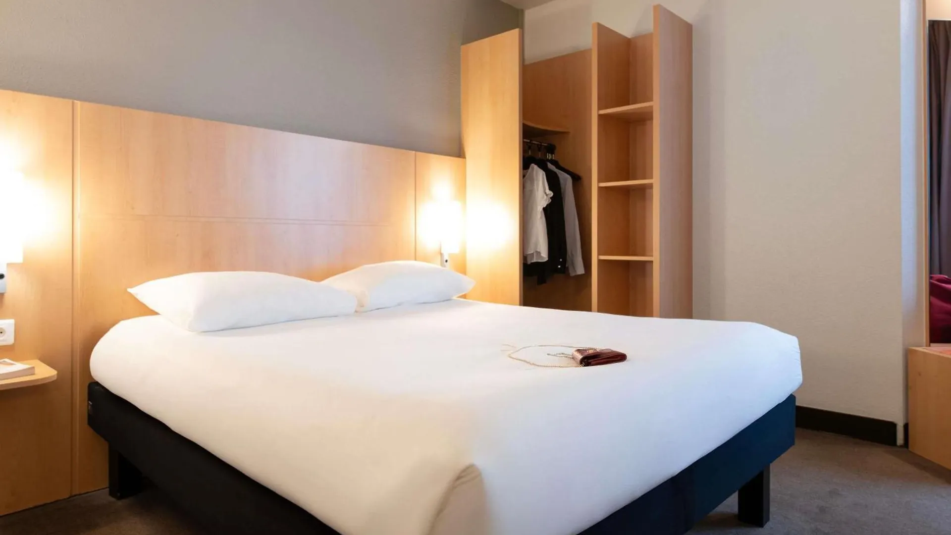 ***  Hotel Faubourg Galant Paris - Handwritten Collection France
