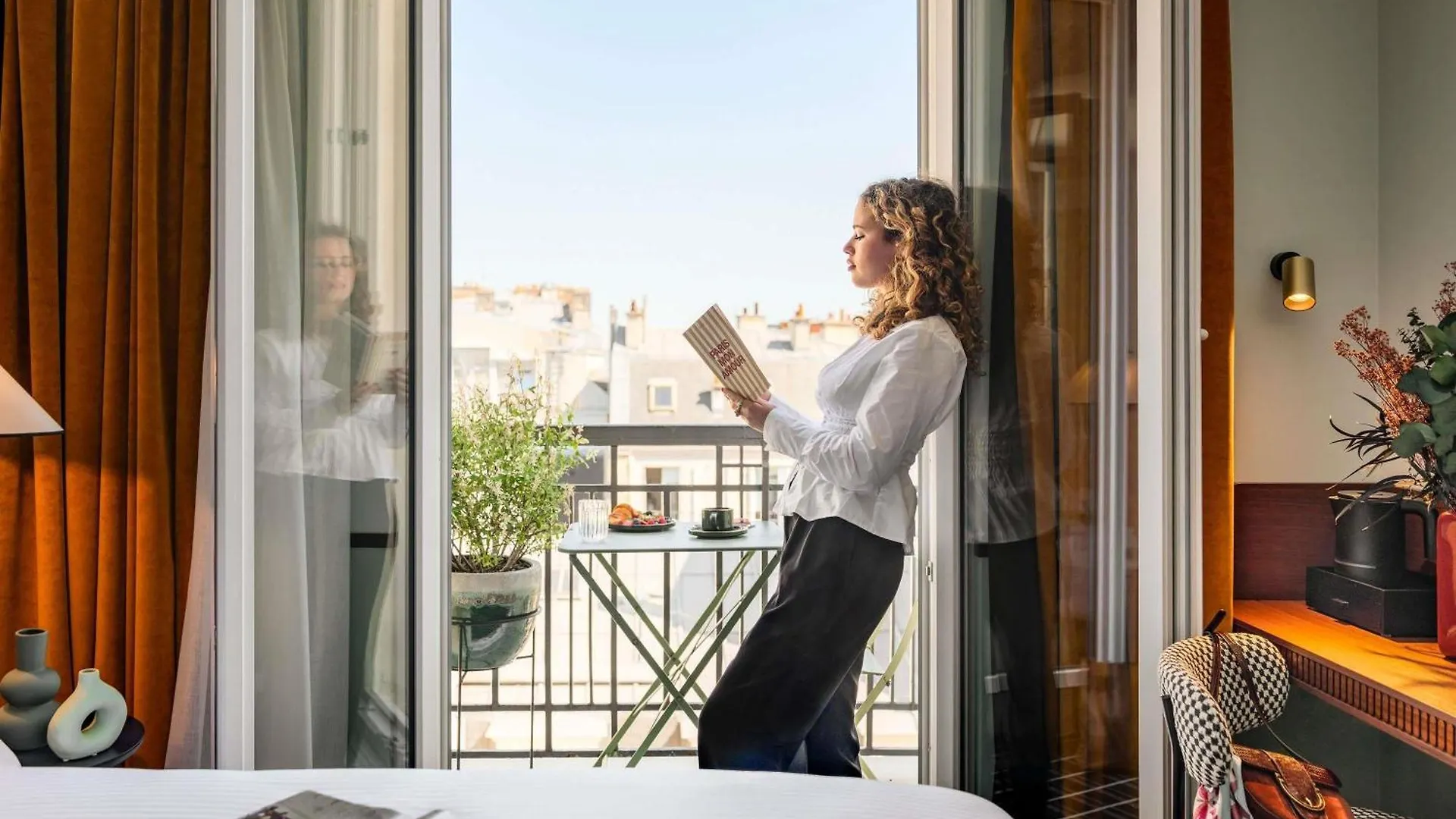 Hotel Faubourg Galant Paris - Handwritten Collection